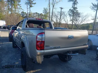 2006 Toyota Tundra SR5 with VIN 5TBET34196S519709, listed as a IAAI auction lot 41880138 with 325,523 mi miles. Bid and sale history available at carsss.com. Image 3.