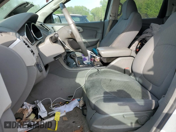 2012 Chevrolet Traverse LS z VIN 1GNKRFED5CJ424437, wystawiony jako Copart lot #52566285 z przebiegiem 155 019 mil mil oraz Szkoda całkowita • Salvage title. Historia ofert i sprzedaży dostępna na DreamBid. Obrazek 7.