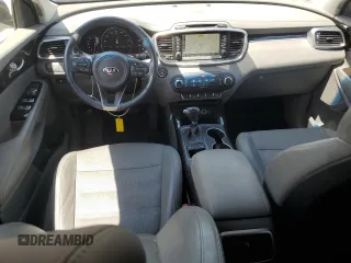 2016 Kia Sorento EX with VIN 5XYPH4A58GG117774, listed as a Copart auction lot 58323205 with 111,712 mi miles and Salvage title. Bid and sale history available at DreamBid. Image 8.