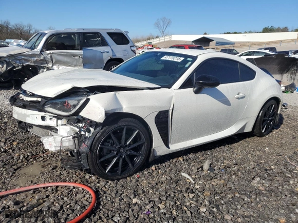 2024 Toyota GR86 Premium with VIN JF1ZNBE13R9757138, listed as a Copart auction lot 47179215 with 15,685 mi miles and Non Repairable. Bid and sale history available at carsss.com. Image 1.