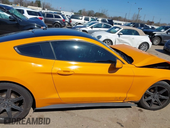2019 Ford Mustang EcoBoost with VIN 1FA6P8TH5K5152941, listed as a IAAI auction lot 41621158 with 111,037 mi miles and . Bid and sale history available at carsss.com. Image 13.