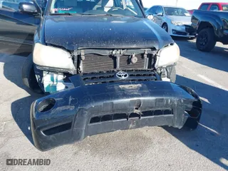 2005 Toyota Highlander with VIN JTEGP21A250083043, listed as a IAAI auction lot 41635028 with 125,277 mi miles. Bid and sale history available at carsss.com. Image 12.