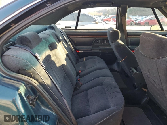 1998 Oldsmobile 88 LS z VIN 1G3HN52K4W4840817, wystawiony jako Copart lot #86803164 z przebiegiem 167 095 mil mil oraz Szkoda całkowita • Salvage title. Historia ofert i sprzedaży dostępna na DreamBid. Obrazek 10.