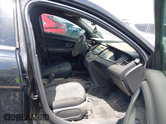 2013 Ford Police Interceptor с VIN 1FAHP2M86DG119183, выставлен на аукционе IAAI как лот 41882701 с пробегом 113 901 миль миль и . История ставок и продаж доступна на DreamBid. Изображение 5.