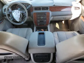 2010 Chevrolet Suburban LT with VIN 1GNUCJE0XAR243066, listed as a Copart auction lot 88919395 with 222,632 mi miles and Salvage Title. Bid and sale history available at carsss.com. Image 8.