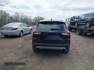 2020 Ford Escape Titanium Hybrid z VIN 1FMCU0DZ5LUB39205, wystawiony jako IAAI lot #42192828 z przebiegiem 47 878 mil mil oraz . Historia ofert i sprzedaży dostępna na DreamBid. Obrazek 17.