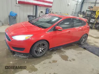 2015 Ford Focus SE with VIN 1FADP3K29FL214382, listed as a Copart auction lot 52624255 with 179,055 mi miles and Clean Title. Bid and sale history available at carsss.com. Image 1.