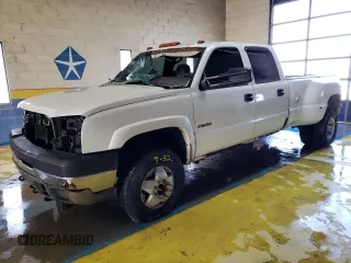2001 Chevrolet Silverado 3500 LS with VIN 1GCJK33G11F160833, listed as a Copart auction lot 46930185 with 309,228 mi miles and Clean Title. Bid and sale history available at carsss.com. Image 1.