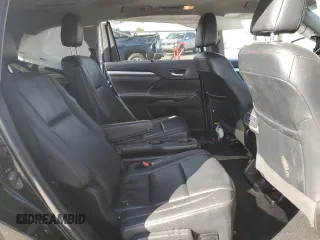 2019 Toyota Highlander SE with VIN 5TDJZRFH2KS920756, listed as a Copart auction lot 53999315 with 78,305 mi miles and Salvage title. Bid and sale history available at DreamBid. Image 11.