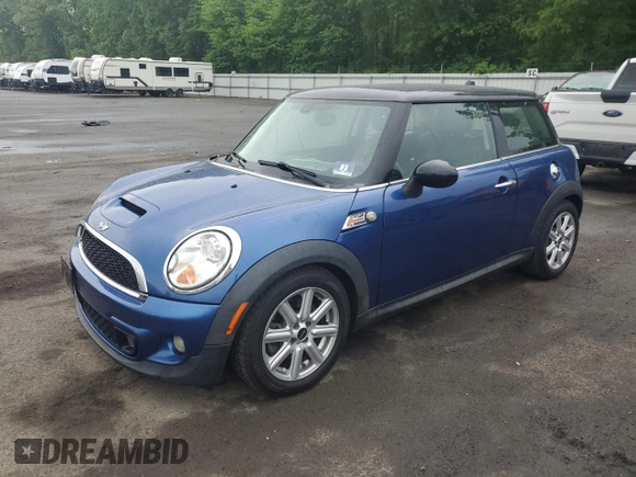 2013 MINI Hardtop S with VIN WMWSV3C55DT387777, listed as a Copart auction lot 56495215 with 53,033 mi miles and Salvage title. Bid and sale history available at DreamBid. Image 1.