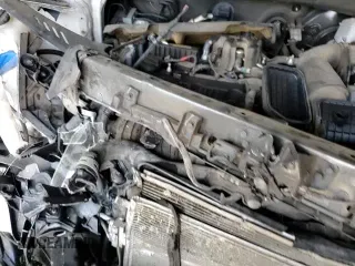 2020 Kia Sorento L z VIN 5XYPG4A34LG628524, wystawiony jako Copart lot #69577255 z przebiegiem 96 281 mil mil oraz Szkoda całkowita • Salvage title. Historia ofert i sprzedaży dostępna na DreamBid. Obrazek 15.