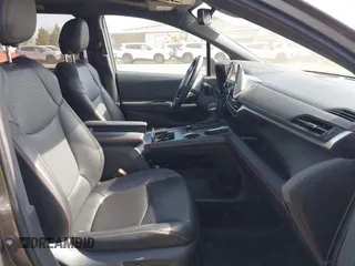 2022 Toyota Sienna XSE with VIN 5TDXRKEC2NS108482, listed as a IAAI auction lot 42061126 with 47,915 mi miles and . Bid and sale history available at DreamBid. Image 5.