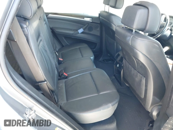 2008 BMW X5 3.0si with VIN 5UXFE43508L027721, listed as a IAAI auction lot 41893916 with 111,634 mi miles. Bid and sale history available at carsss.com. Image 8.