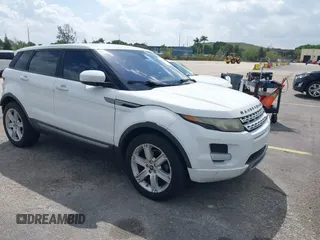 2013 Land Rover Range Rover Evoque Pure with VIN SALVN2BG7DH853606, listed as a IAAI auction lot 41696051 with 156,587 mi miles. Bid and sale history available at carsss.com. Image 1.