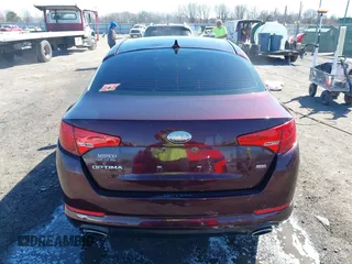 2013 Kia Optima LX z VIN 5XXGM4A7XDG241462, wystawiony jako IAAI lot #41774969 z przebiegiem 151 819 mil mil oraz . Historia ofert i sprzedaży dostępna na DreamBid. Obrazek 16.