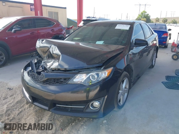 2013 Toyota Camry L with VIN 4T1BF1FK3DU257587, listed as a IAAI auction lot 41975733 with 187,011 mi miles. Bid and sale history available at carsss.com. Image 17.