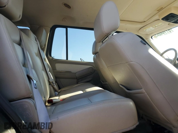 2008 Ford Explorer Limited z VIN 1FMEU758X8UA01092, wystawiony jako Copart lot #61144085 z przebiegiem 137 227 mil mil oraz Szkoda całkowita • Salvage title. Historia ofert i sprzedaży dostępna na DreamBid. Obrazek 11.