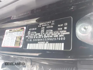 2024 Kia K5 GT-Line z VIN 5XXG64J22RG257080, wystawiony jako IAAI lot #42026127 z przebiegiem 19 477 mil mil oraz . Historia ofert i sprzedaży dostępna na DreamBid. Obrazek 9.