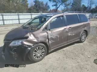 2019 Toyota Sienna XLE Auto Access Seat with VIN 5TDYZ3DC8KS982553, listed as a Copart auction lot 49378595 with 66,481 mi miles and Salvage Title. Bid and sale history available at carsss.com. Image 1.