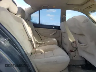 2001 Volkswagen Jetta z VIN 3VWSG69M51M131966, wystawiony jako Copart lot #47549355 z przebiegiem 98 503 mil mil oraz Szkoda całkowita • Salvage title. Historia ofert i sprzedaży dostępna na DreamBid. Obrazek 10.