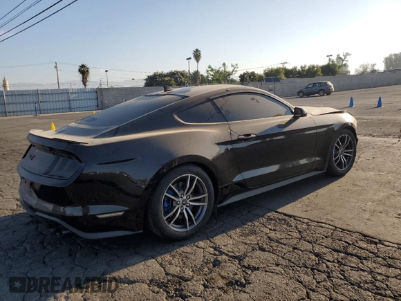 2022 Ford Mustang GT with VIN 1FA6P8CF3N5132593, listed as a Copart auction lot 58328603 with 6,480 mi miles and . Bid and sale history available at DreamBid. Image 3.