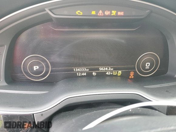 2019 Audi Q7 Prestige with VIN WA1VAAF72KD018406, listed as a Copart auction lot 49321975 with 134,333 mi miles and Salvage Title. Bid and sale history available at carsss.com. Image 9.