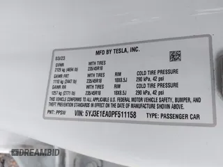 2023 Tesla Model 3 z VIN 5YJ3E1EA0PF511158, wystawiony jako IAAI lot #42210455 z przebiegiem 22 291 mil mil oraz . Historia ofert i sprzedaży dostępna na DreamBid. Obrazek 9.