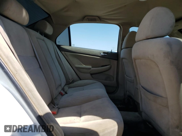 2006 Honda Accord LX SE z VIN 1HGCM56356A035637, wystawiony jako Copart lot #57179665 z przebiegiem Nie podano mil oraz Czysty tytuł • Clean title. Historia ofert i sprzedaży dostępna na DreamBid. Obrazek 10.