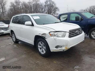2010 Toyota Highlander SE with VIN 5TDJK3EH2AS010476, listed as a IAAI auction lot 41478894 with 268,632 mi miles. Bid and sale history available at carsss.com. Image 1.