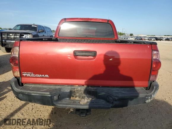 2013 Toyota Tacoma z VIN 5TFTX4CN0DX026389, wystawiony jako Copart lot #51191095 z przebiegiem 84 235 mil mil oraz Czysty tytuł • Clean title. Historia ofert i sprzedaży dostępna na DreamBid. Obrazek 6.