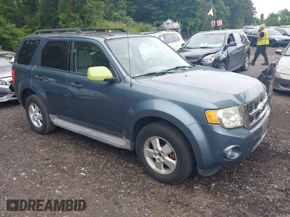 2010 Ford Escape XLT с VIN 1FMCU9DG4AKD05189, выставлен на аукционе IAAI как лот 42507467 с пробегом 83 819 миль миль и . История ставок и продаж доступна на DreamBid. Изображение 1.