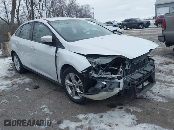 2013 Ford Focus SE with VIN 1FADP3F29DL343536, listed as a IAAI auction lot 41396247 with 185,737 mi miles. Bid and sale history available at carsss.com. Image 1.