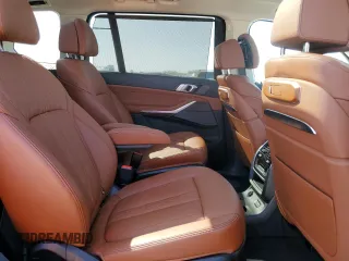 2024 BMW X7 xDrive40i with VIN 5UX23EM02R9V74498, listed as a Copart auction lot 52440245 with 9,613 mi miles and Salvage Title. Bid and sale history available at carsss.com. Image 11.