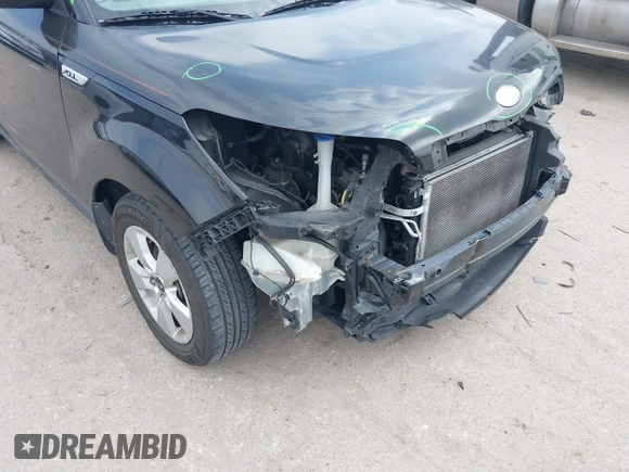 2018 Kia Soul with VIN KNDJN2A29J7890637, listed as a IAAI auction lot 41510529 with 102,140 mi miles. Bid and sale history available at carsss.com. Image 18.
