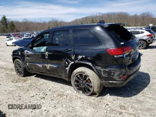 2017 Jeep Grand Cherokee Laredo with VIN 1C4RJFAG0HC892117, listed as a Copart auction lot 49655385 with 108,133 mi miles and Salvage Title. Bid and sale history available at carsss.com. Image 2.