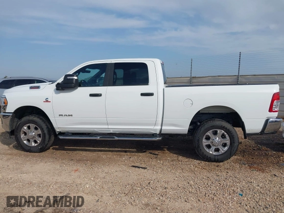 2024 Ram 2500 Big Horn with VIN 3C6UR5DL0RG339978, listed as a IAAI auction lot 42152955 with 20,104 mi miles. Bid and sale history available at carsss.com. Image 14.