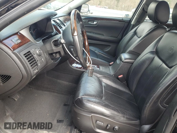 2008 Cadillac DTS 1SD z VIN 1G6KD57Y68U203116, wystawiony jako Copart lot #50050045 z przebiegiem 81 777 mil mil oraz Szkoda całkowita • Salvage title. Historia ofert i sprzedaży dostępna na DreamBid. Obrazek 7.