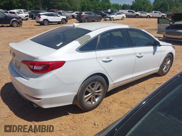 2016 Hyundai Sonata SE with VIN 5NPE24AF5GH434485, listed as a IAAI auction lot 42144259 with 128,368 mi miles and . Bid and sale history available at carsss.com. Image 4.