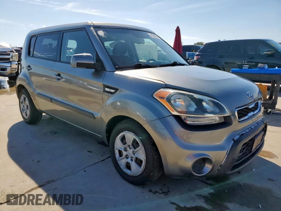 2013 Kia Soul with VIN KNDJT2A58D7493635, listed as a Copart auction lot 46540055 with 161,302 mi miles and Salvage Title. Bid and sale history available at DreamBid. Image 4.