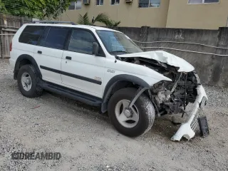 2001 Mitsubishi Montero Sport ES with VIN JA4LS21H21P033625, listed as a Copart auction lot 49041615 with 119,433 mi miles and Salvage Title. Bid and sale history available at carsss.com. Image 4.