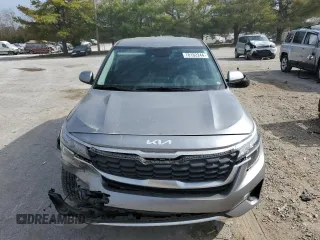 2022 Kia Seltos LX z VIN KNDEPCAAXN7319091, wystawiony jako Copart lot #78162244 z przebiegiem 76 592 mil mil oraz Nie do naprawy. Historia ofert i sprzedaży dostępna na DreamBid. Obrazek 5.