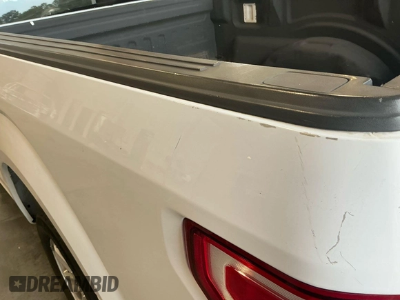 2018 Ford F-150 XL z VIN 1FTEX1CP3JKF23650, wystawiony jako IAAI lot #42785538 z przebiegiem 78 723 mil mil oraz . Historia ofert i sprzedaży dostępna na DreamBid. Obrazek 3.