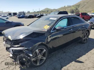2019 Mercedes-Benz A 220 with VIN WDD3G4EB1KW021567, listed as a Copart auction lot 52916505 with 38,897 mi miles and Clean Title. Bid and sale history available at DreamBid. Image 1.