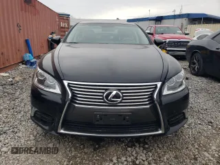 2016 Lexus LS 460 z VIN JTHCL5EF3G5026392, wystawiony jako Copart lot #88937385 z przebiegiem 81 110 mil mil oraz Szkoda całkowita • Salvage title. Historia ofert i sprzedaży dostępna na DreamBid. Obrazek 5.