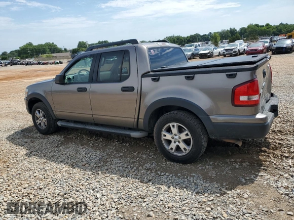 2007 Ford Explorer Sport Trac XLT z VIN 1FMEU31K37UA25095, wystawiony jako Copart lot #62453555 z przebiegiem 133 051 mil mil oraz Szkoda całkowita • Salvage title. Historia ofert i sprzedaży dostępna na DreamBid. Obrazek 2.