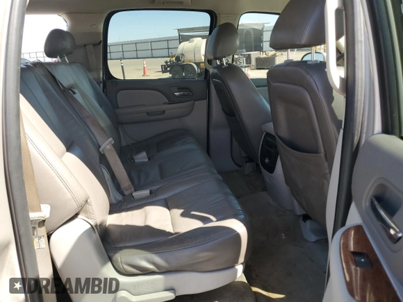 2007 GMC Yukon XL SLT with VIN 1GKFC16J47J244377, listed as a Copart auction lot 71274824 with 156,806 mi miles and Salvage Title. Bid and sale history available at carsss.com. Image 11.
