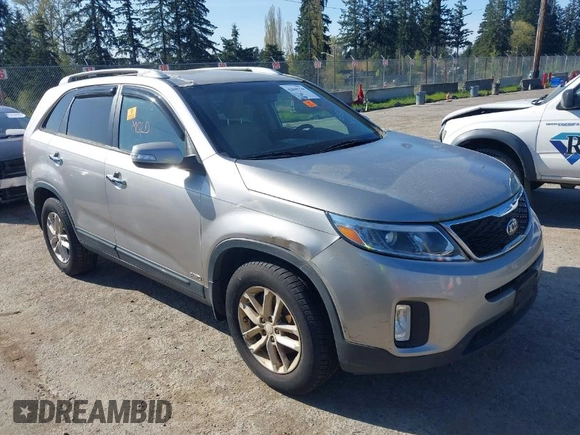 2014 Kia Sorento LX with VIN 5XYKTDA69EG522542, listed as a IAAI auction lot 42045720 with 1 mi miles. Bid and sale history available at carsss.com. Image 1.