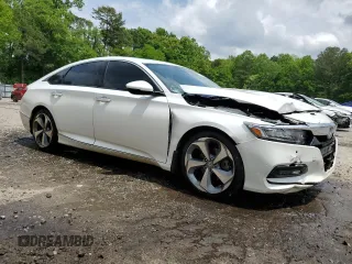 2019 Honda Accord Touring with VIN 1HGCV2F94KA033470, listed as a Copart auction lot 54339055 with 141,331 mi miles and Salvage title. Bid and sale history available at DreamBid. Image 4.