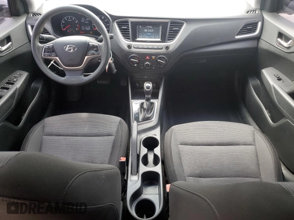 2018 Hyundai Accent SE z VIN 3KPC24A33JE034269, wystawiony jako Copart lot #57510305 z przebiegiem 140 920 mil mil oraz Czysty tytuł • Clean title. Historia ofert i sprzedaży dostępna na DreamBid. Obrazek 8.