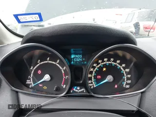 2016 Ford Fiesta SE z VIN 3FADP4BJ0GM144445, wystawiony jako IAAI lot #41532574 z przebiegiem 110 324 mil mil oraz . Historia ofert i sprzedaży dostępna na DreamBid. Obrazek 7.